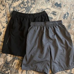 Mens athletic shorts